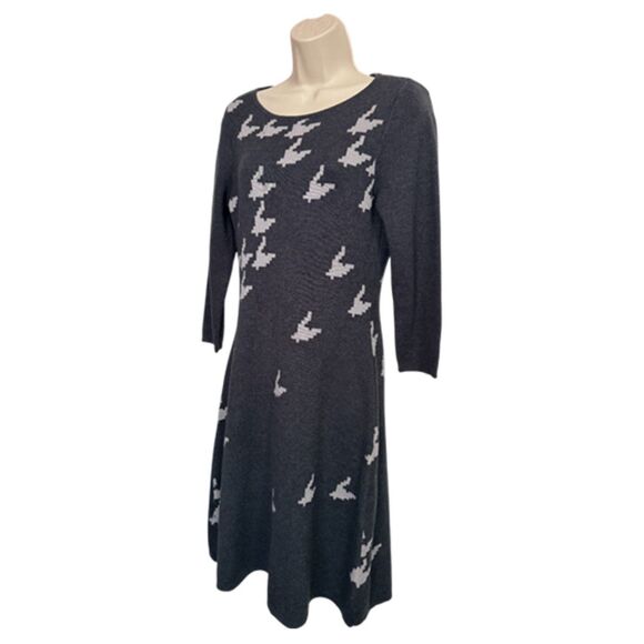 Nine West Digital Bird Print Gray Sweater Dress Size S - Picture 5 of 9